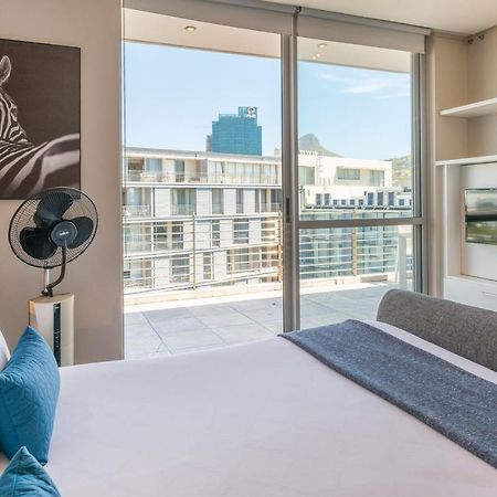 V&A Waterfront Luxury Apartments By Mcstay Cape Town Exterior photo