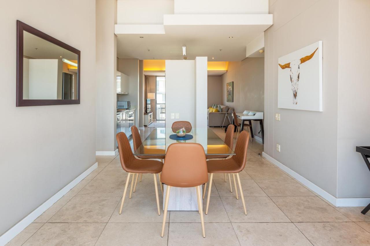 V&A Waterfront Luxury Apartments By Mcstay Cape Town Exterior photo