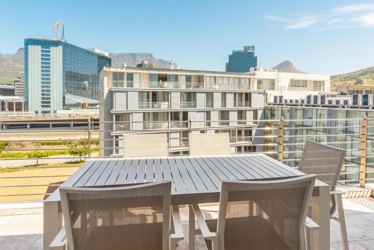 V&A Waterfront Luxury Apartments By Mcstay Cape Town Exterior photo